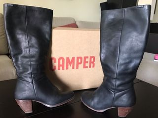 Botas mujer CAMPER, n.38 de segunda mano por 40 € en Botas mujer CAMPER, n.38 de segunda mano por 40 € en
