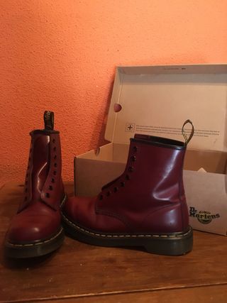 wallapop dr martens