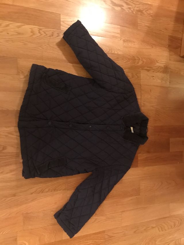 Chaquetón azul marino. Talla 6 años