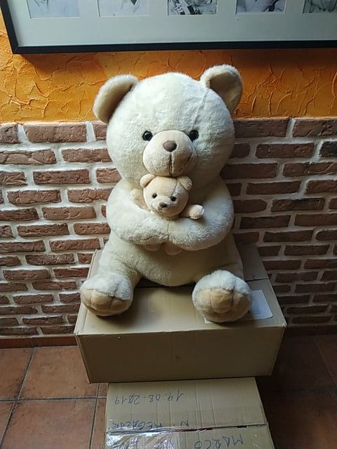 oso de peluche y pequeño oso