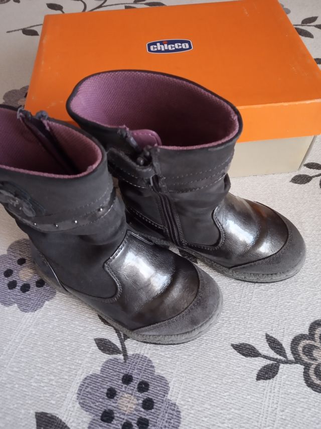 Botas niña N.24 + 🎁
