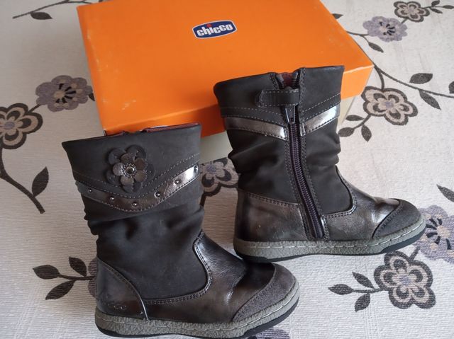 Botas niña N.24 + 🎁