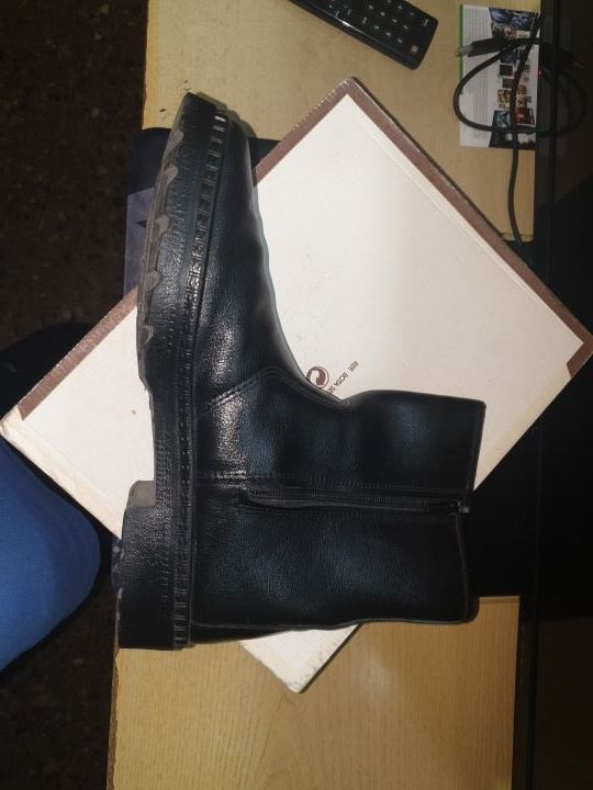 stivali neri in pelle, taglia 44