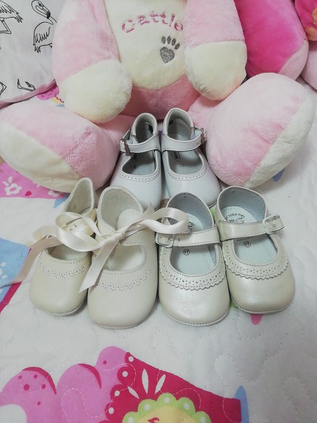 zapatitos en color champagne