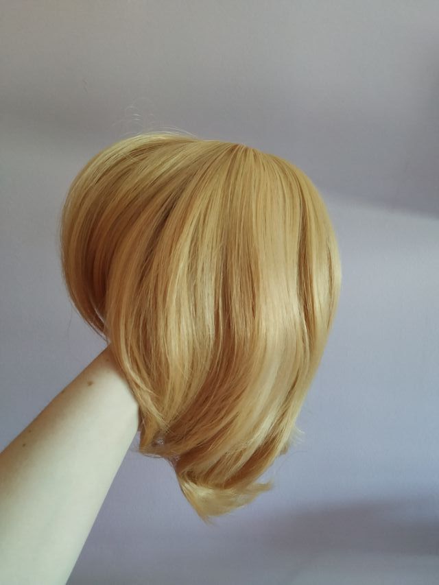 Peluca Cosplay Rubia corta
