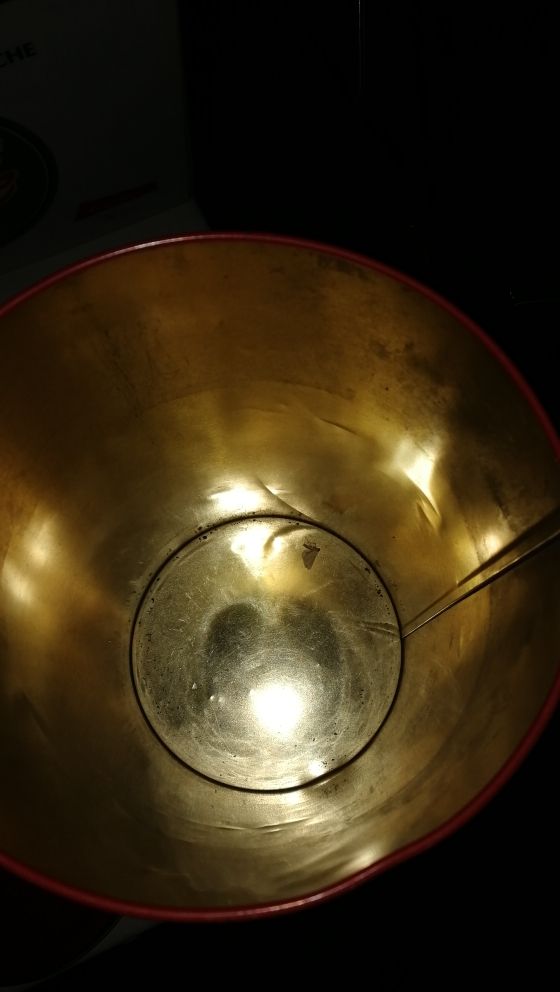 BOTE METÁLICO ALFA ROMEO