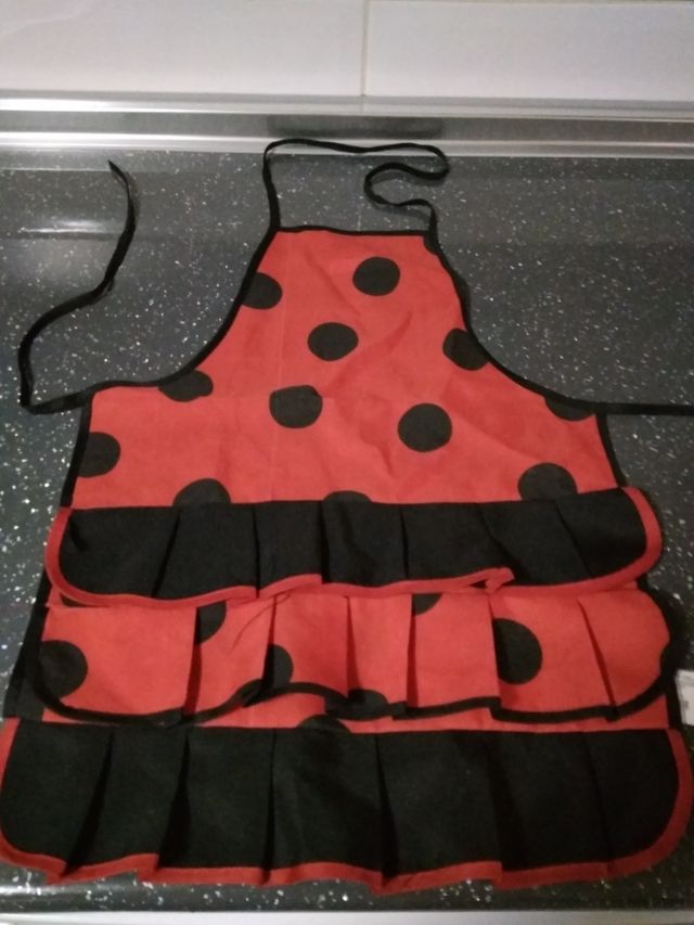 Mandil flamenco infantil