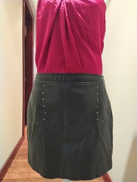 minifalda polipiel negra