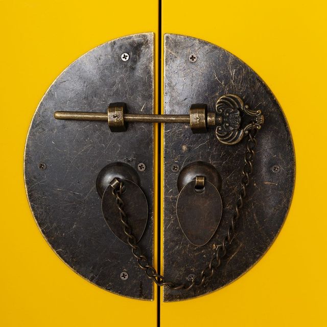 Mueble oriental de segunda mano por 230 € en Madrid en WALLAPOP