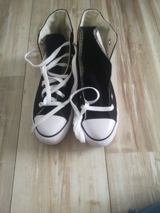 converse altas negras con plataforma