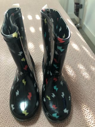 BOTA AGUA CHICCO,WALLIS LUCES AZUL – Zapateria Pequechos