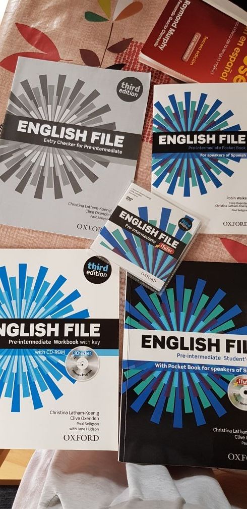English File Pre-intermediate