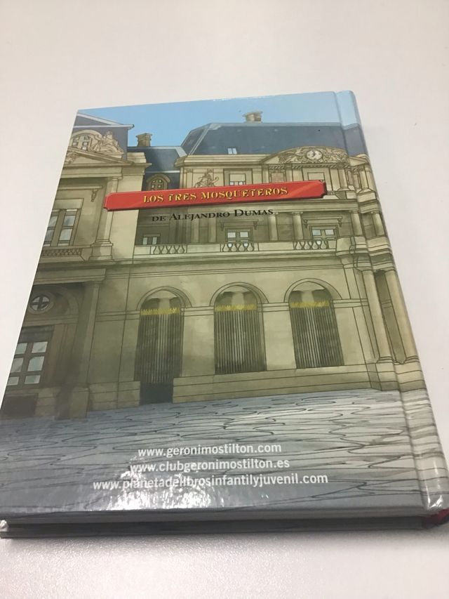 "Los tres mosqueteros" de Gerónimo Stilton