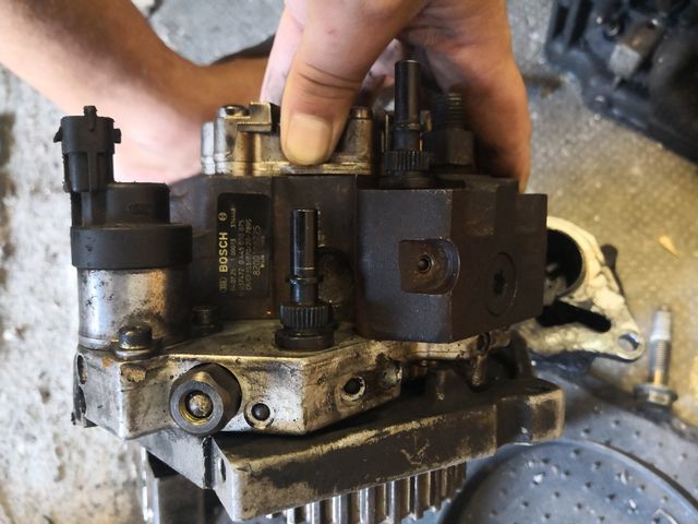 bomba inyectora Renault 1.9dci