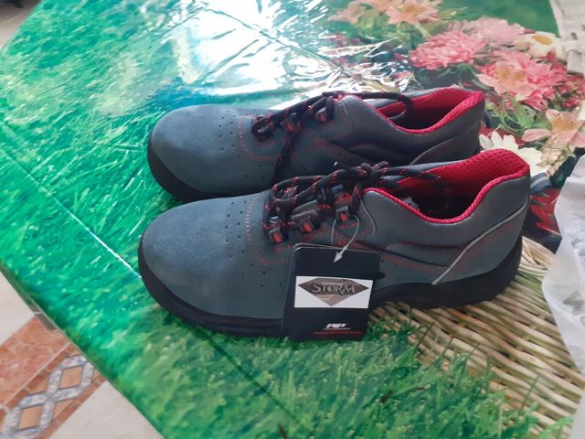 CALZADO BOTAS ZAPATOS DE SEGURIDAD VERANO