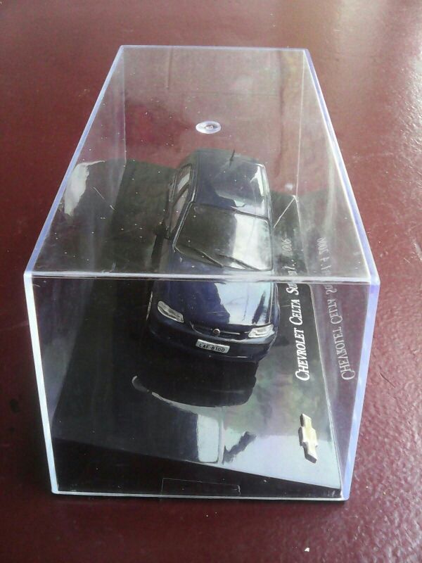 maquete de metal em escala V, 1/43