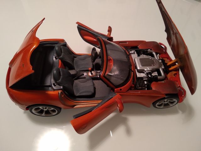 Dodge concept maisto 1/18