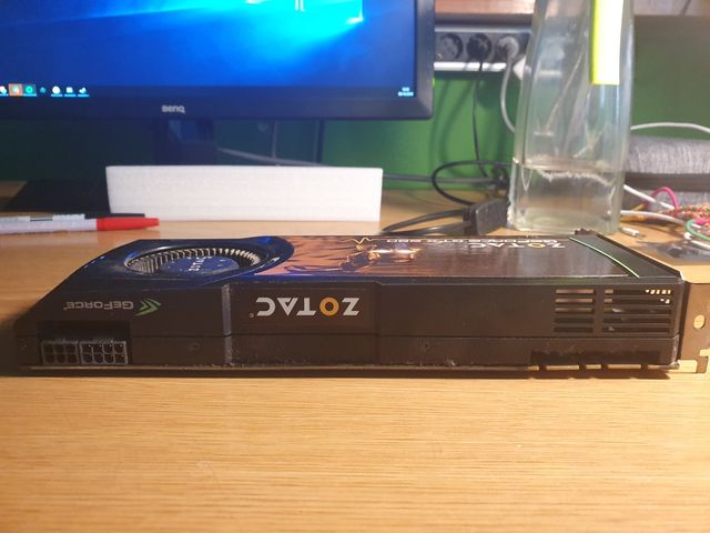 GeForce gtx 580 Zotac 1536M DDR5