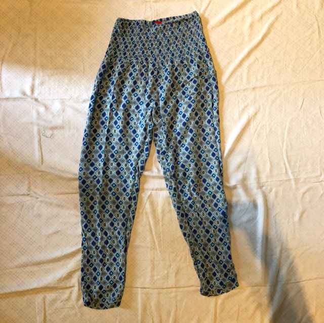 Pantalone da donna azzurro con fantasie PDL1.28