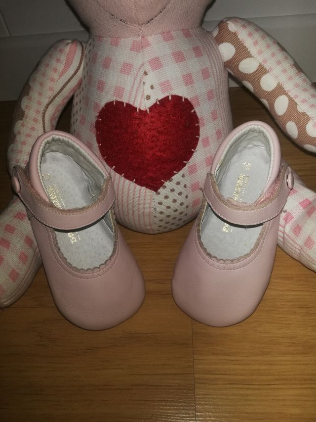 zapatitos Rosa bebe talla 18
