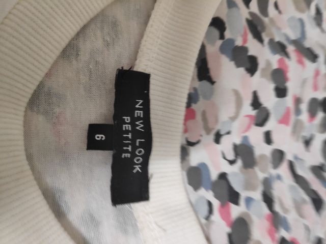 camiseta blanca de New Look