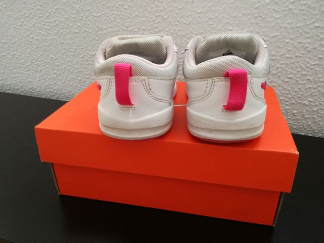 Zapatillas bebé Nike 22 