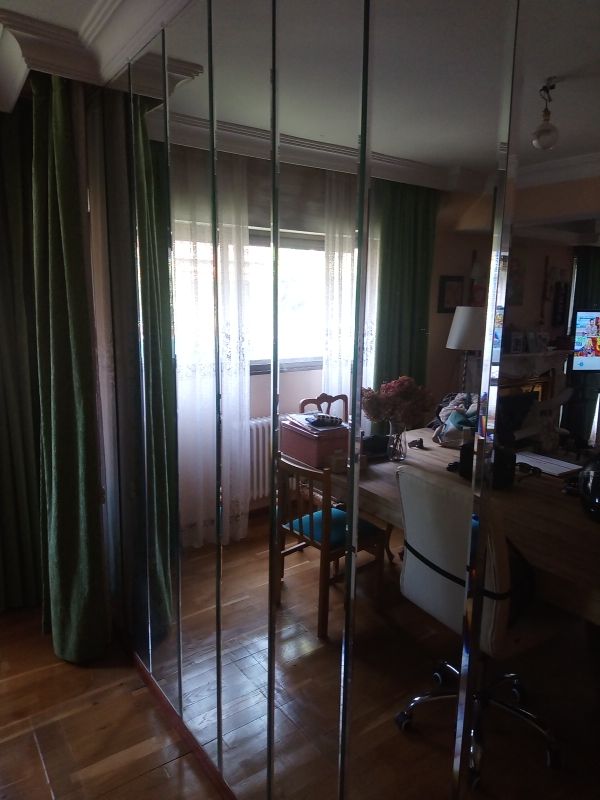 Espejos pared salón