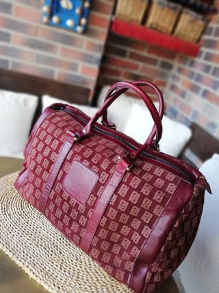 Bolso Pertegaz de segunda mano por 57 EUR en Baserri-Santa Ana en WALLAPOP