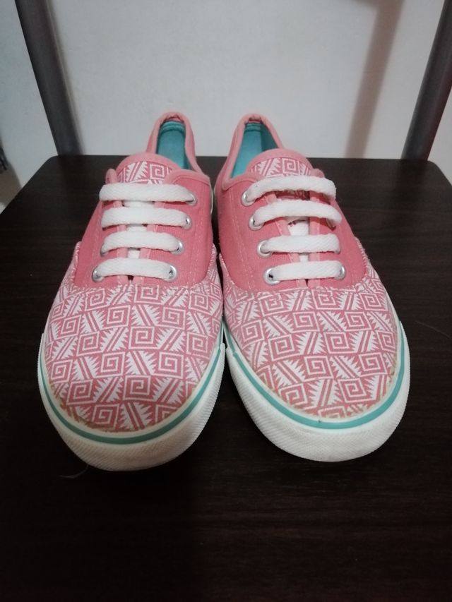 zapatillas estilo Vans