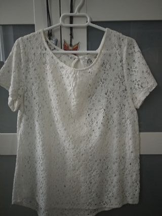 camiseta encaje blanca