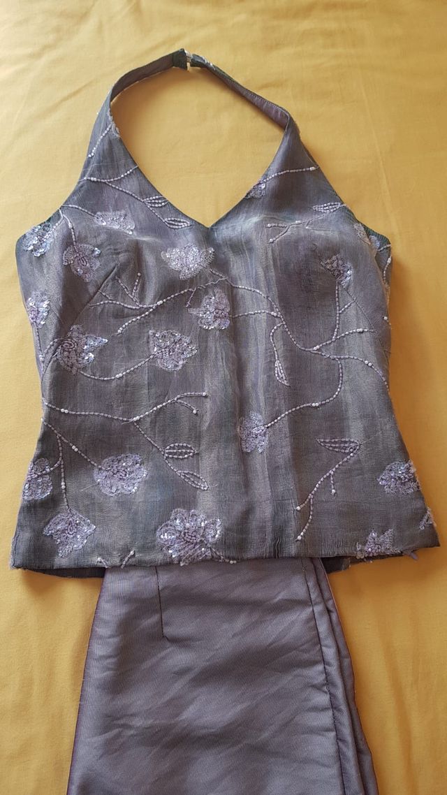 traje de caramelo completo.