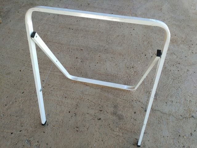 Caballetes Burriquetas metalica