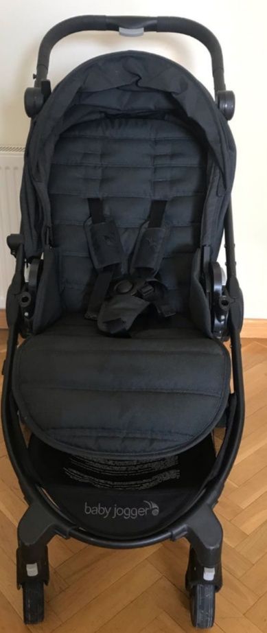Baby jogger nueva prácticamente