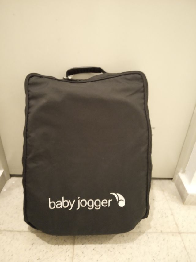 Baby jogger nueva prácticamente