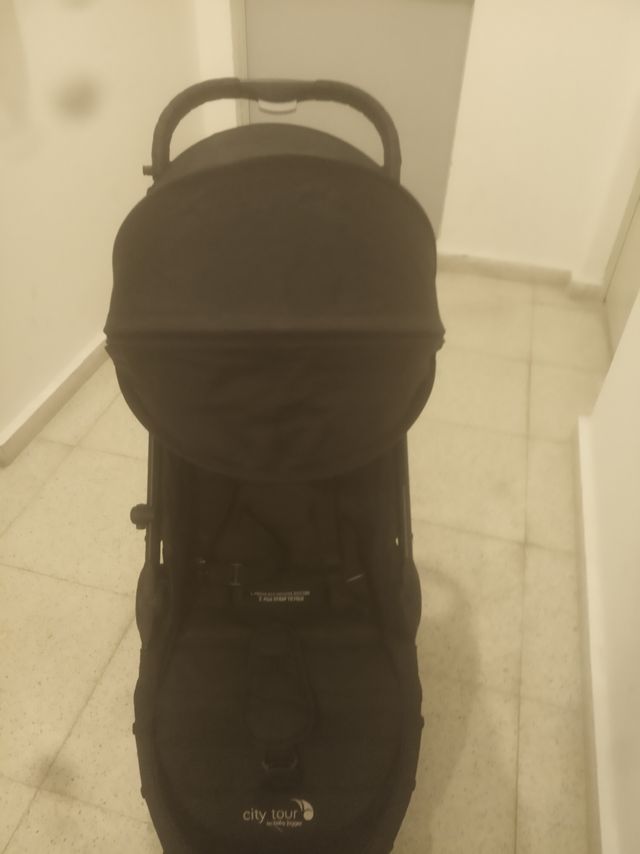 Baby jogger nueva prácticamente