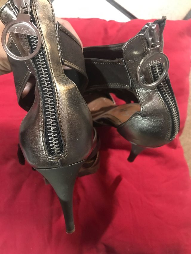 Sandalía marron miss sixty