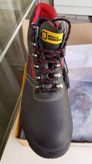 botas black hammer