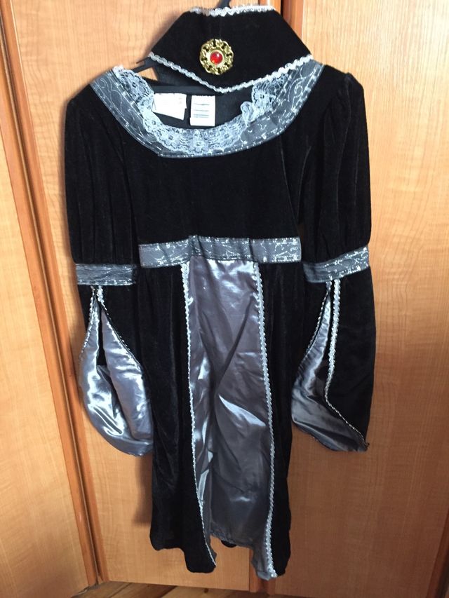 Disfraz medieval, bruja etc....