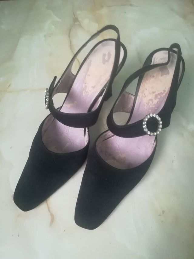 Zapatos de tacón negros