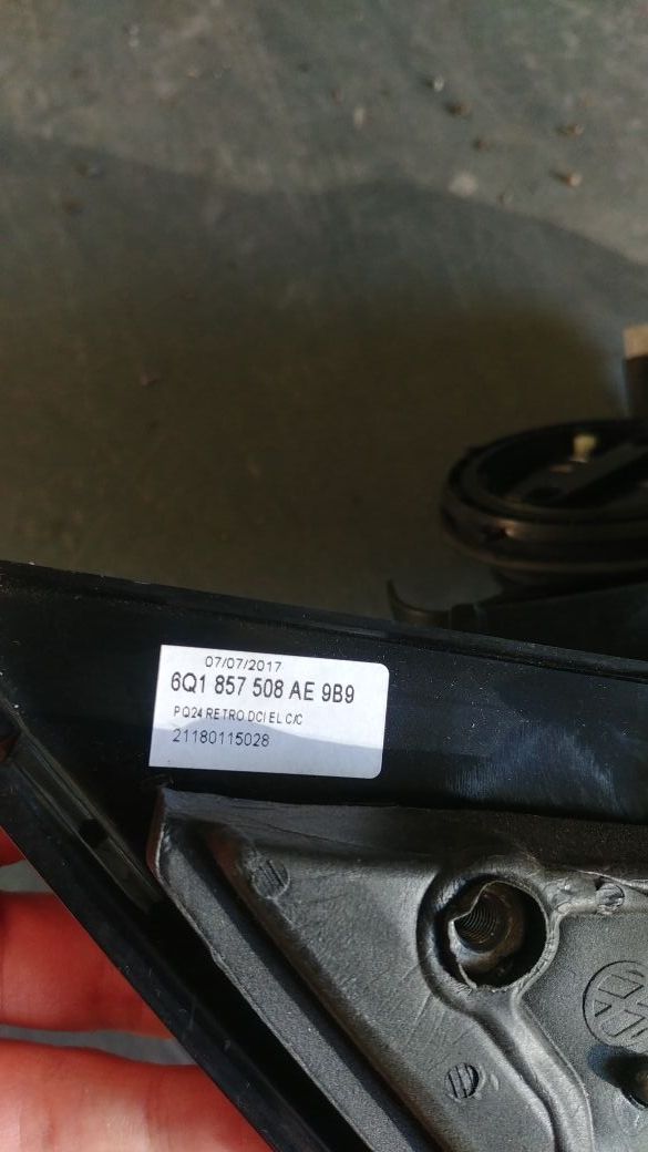 Retrovisor Volkswagen Polo mk4 Original (Nuevo)