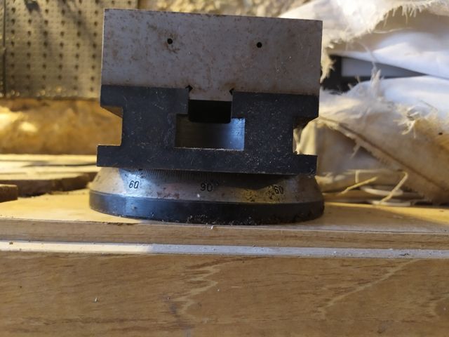 tornillo de banco angular.