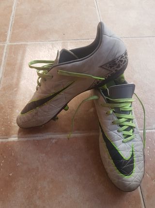 botas de futbol 11