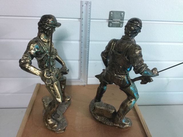 2 Trofeos nuevos PESCA Exclusivos en resina de segunda mano por 60 € en