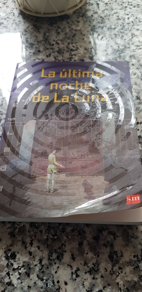 La última noche de la Luna