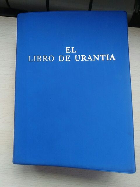 El Libro de Urantia. Urantia Foundation de segunda mano por 19 € en Alcalá de Henares en WALLAPOP