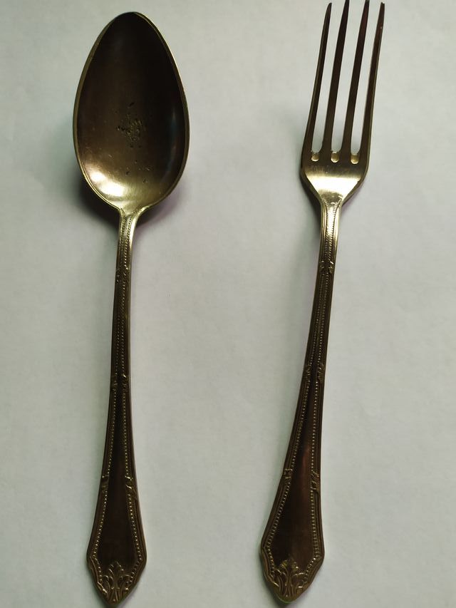 Cuchara y tenedor