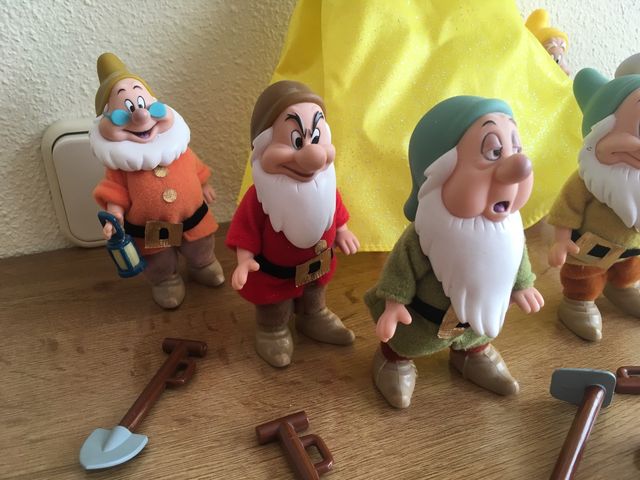 BLANCANIEVES Y LOS 7 ENANITOS