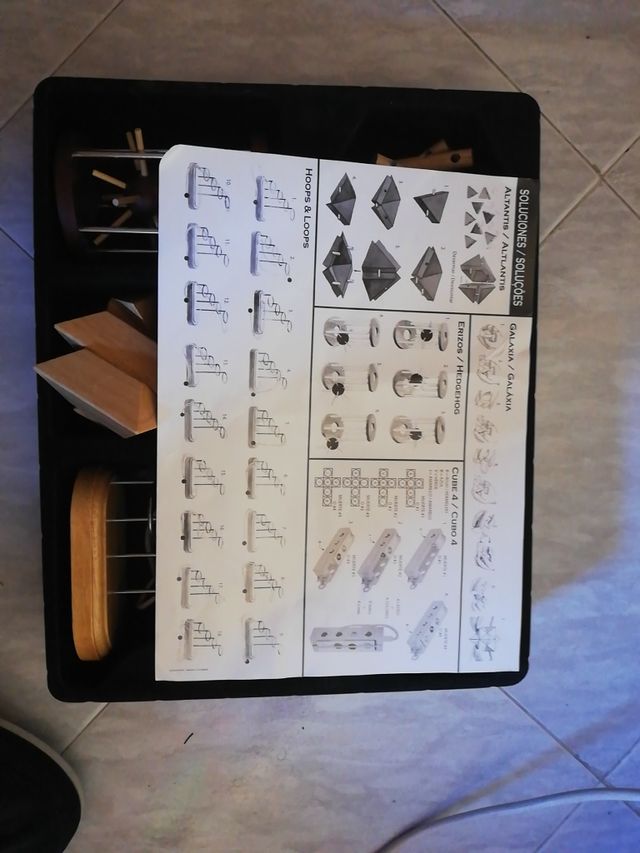 Juego de Mesa Puzzles IQ Lógica