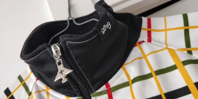 Chaqueta roots and equipament original