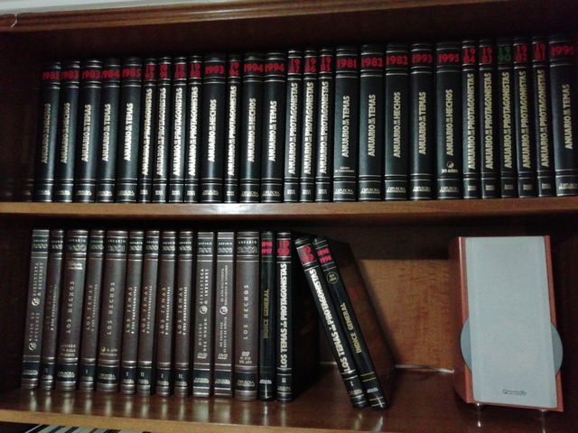 Colección Anuarios Difusora Internacional
